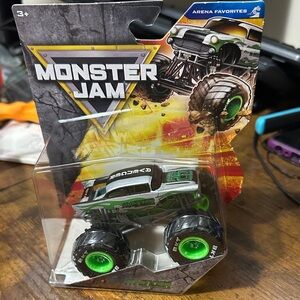 Arena Favorites Toy Truck - Green and Black